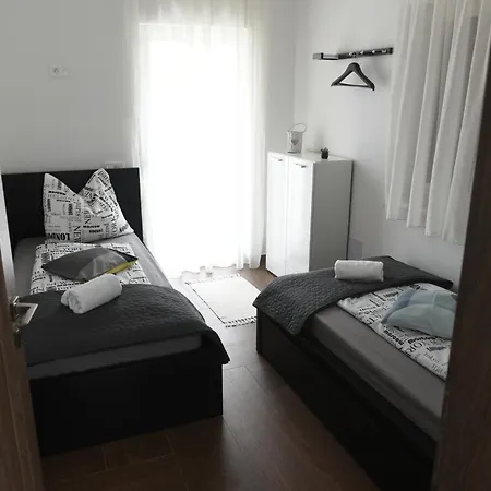 Apartment 4 Seasons *